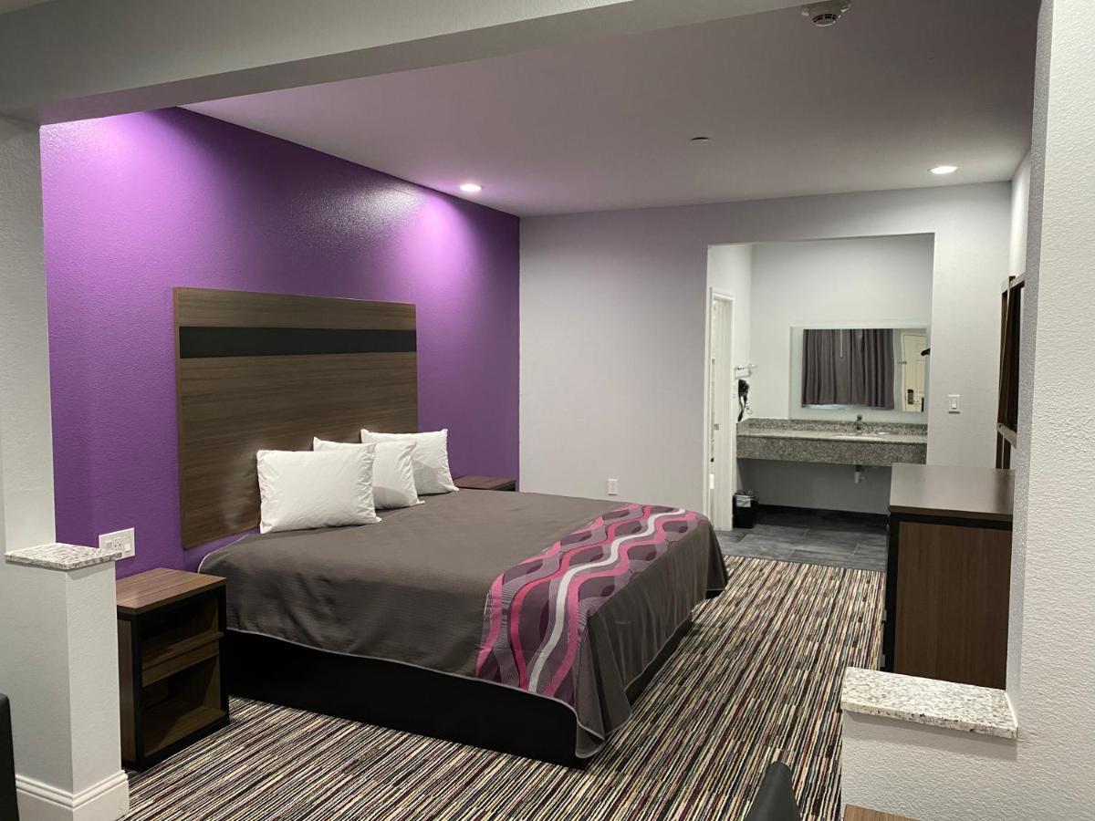 Palace Inn Crosby Eksteriør bilde